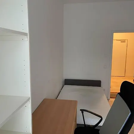 Confort-room 2 Min To Kassel-uni Apartment *